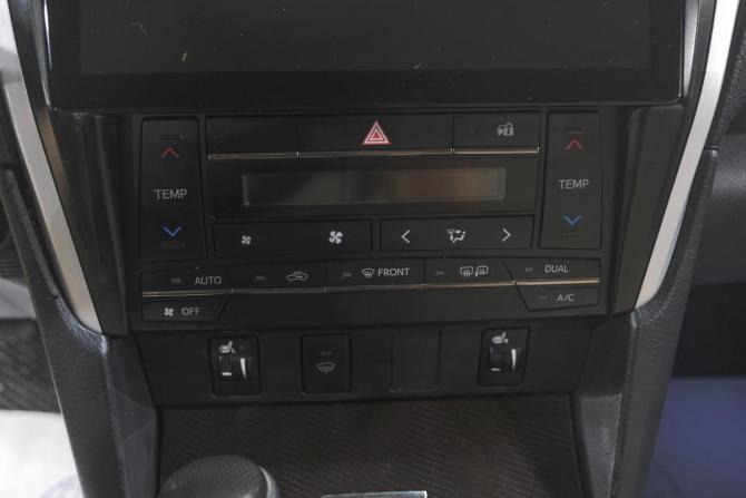 Toyota Camry VII (XV50) Рестайлинг 2 с пробегом 2017 года, цена 1 949 000 рублей, 128000 км, седан, Автокод Объявления