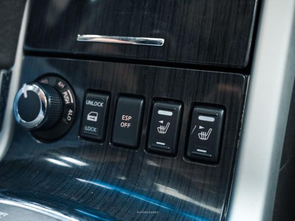 Nissan Pathfinder III Рестайлинг с пробегом 2012 года, цена 2 489 000 рублей, 222381 км, внедорожник, Автокод Объявления