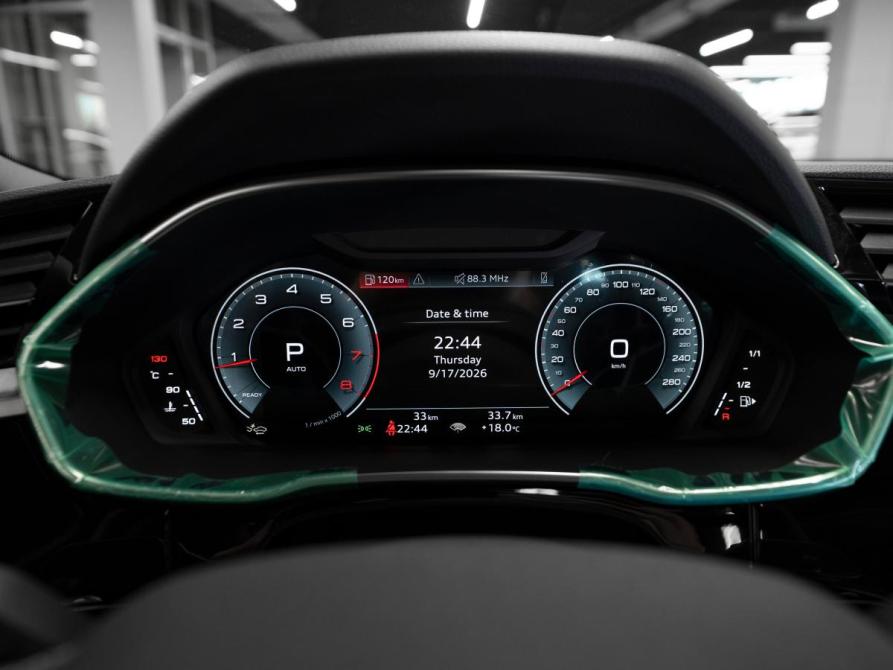 Audi Q3 II (F3) Москва  - изображение 12