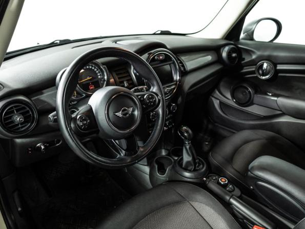 Mini Hatch III (F55/F56) с пробегом 2016 года, цена 1 549 000 рублей, 85818 км, хэтчбек, Автокод Объявления