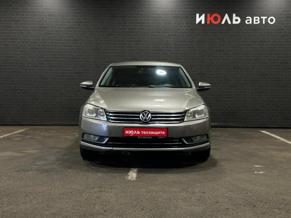 Volkswagen Passat B7 с пробегом 2011 года, цена 1 050 000 рублей, 215717 км, седан, Автокод Объявления