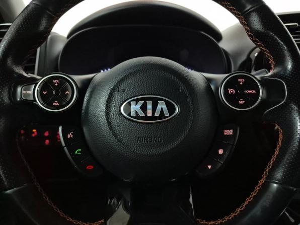 Kia Soul II Рестайлинг с пробегом 2018 года, цена 1 660 000 рублей, 86793 км, хэтчбек, Автокод Объявления