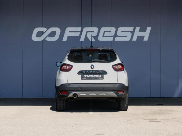 Renault Kaptur I Рестайлинг с пробегом 2021 года, цена 1 025 000 рублей, 162341 км, внедорожник, Автокод Объявления