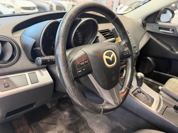 Mazda 3 II (BL) Рестайлинг с пробегом 2011 года, цена 585 000 рублей, 164000 км, седан, Автокод Объявления