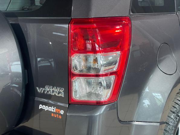 Suzuki Grand Vitara II Рестайлинг с пробегом 2011 года, цена 1 245 000 рублей, 293198 км, внедорожник, Автокод Объявления