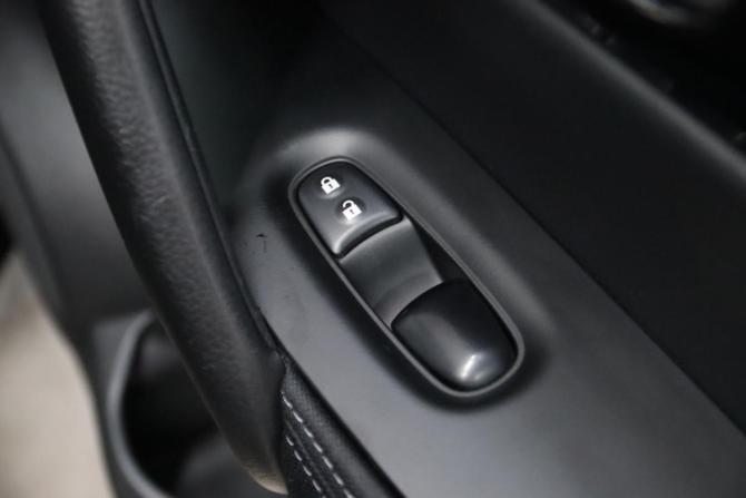 Nissan Qashqai II с пробегом 2015 года, цена 1 095 950 рублей, 174762 км, внедорожник, Автокод Объявления