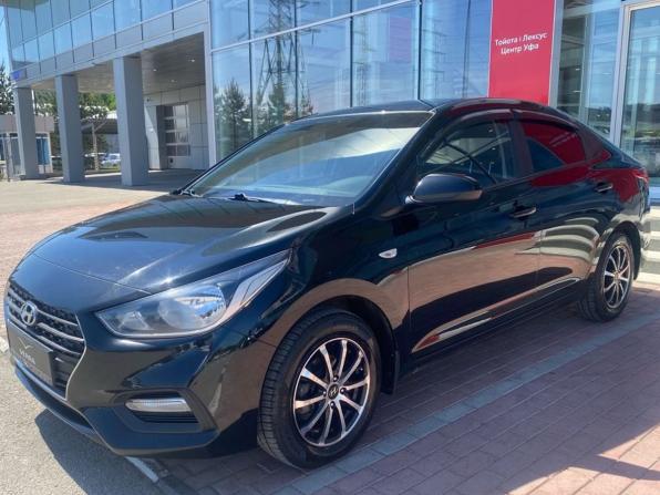 Hyundai Solaris II с пробегом 2017 года, цена 1 350 000 рублей, 108674 км, седан, Автокод Объявления