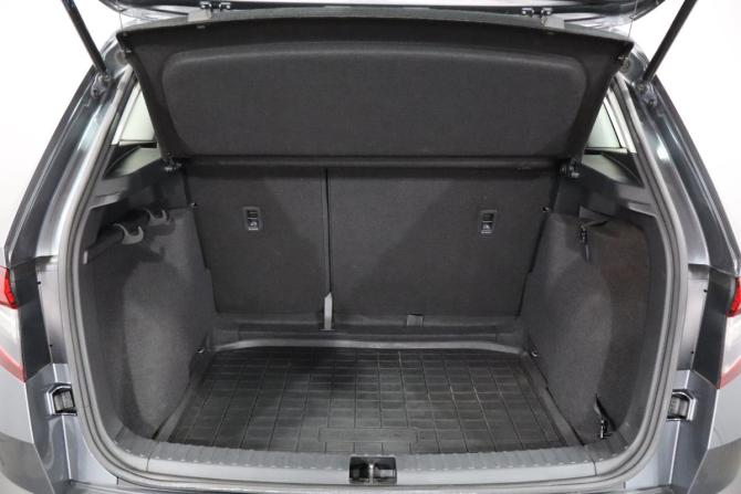 Skoda Karoq I с пробегом 2020 года, цена 1 549 000 рублей, 210000 км, внедорожник, Автокод Объявления