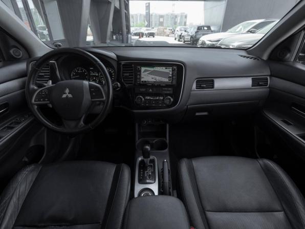 Mitsubishi Outlander III с пробегом 2012 года, цена 1 290 000 рублей, 244157 км, внедорожник, Автокод Объявления