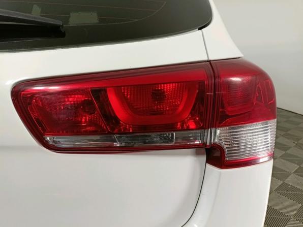 Kia Rio III Рестайлинг с пробегом 2016 года, цена 675 000 рублей, 196000 км, хэтчбек, Автокод Объявления