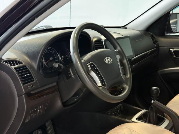 Hyundai Santa Fe II Рестайлинг с пробегом 2011 года, цена 1 087 000 рублей, 222817 км, внедорожник, Автокод Объявления