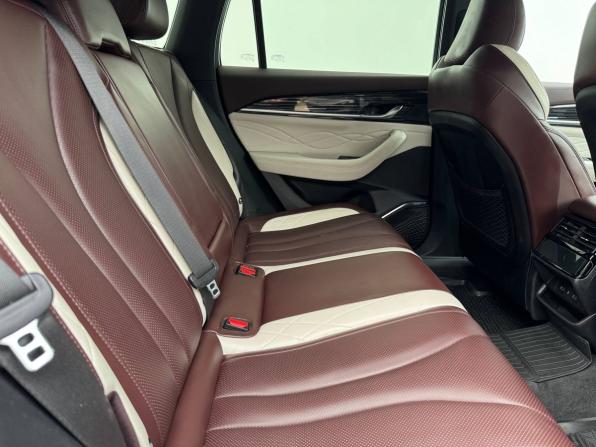 Geely Monjaro I с пробегом 2023 года, цена 3 150 000 рублей, 63200 км, внедорожник, Автокод Объявления