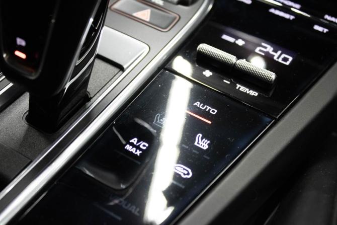 Porsche Cayenne III с пробегом 2019 года, цена 10 719 000 рублей, 64845 км, внедорожник, Автокод Объявления