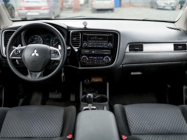 Mitsubishi Outlander III с пробегом 2012 года, цена 1 319 000 рублей, 246620 км, внедорожник, Автокод Объявления