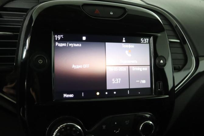 Renault Kaptur I Рестайлинг с пробегом 2021 года, цена 1 759 990 рублей, 95135 км, внедорожник, Автокод Объявления