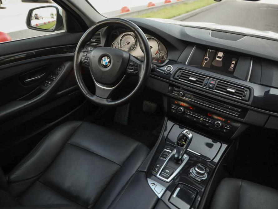 BMW 5 серии VI (F10/F11/F07) Рестайлинг Санкт-Петербург  - изображение 11