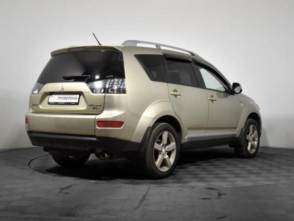 Mitsubishi Outlander II с пробегом 2008 года, цена 899 000 рублей, 268653 км, внедорожник, Автокод Объявления