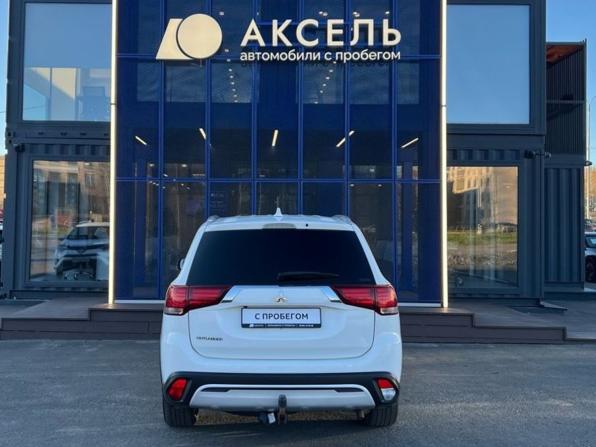 Mitsubishi Outlander III Рестайлинг 3 с пробегом 2020 года, цена 2 299 000 рублей, 95000 км, внедорожник, Автокод Объявления
