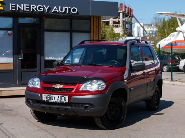 Chevrolet Niva I Рестайлинг с пробегом 2017 года, цена 750 000 рублей, 112267 км, внедорожник, Автокод Объявления