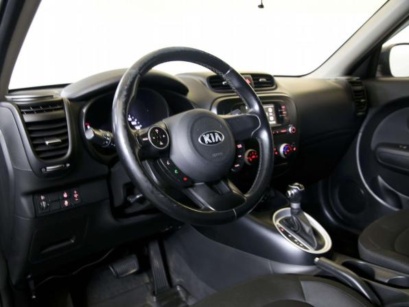 Kia Soul II Рестайлинг с пробегом 2017 года, цена 1 360 000 рублей, 158576 км, хэтчбек, Автокод Объявления