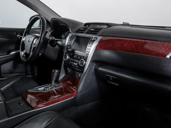 Toyota Camry VII (XV50) с пробегом 2013 года, цена 1 699 000 рублей, 210183 км, седан, Автокод Объявления