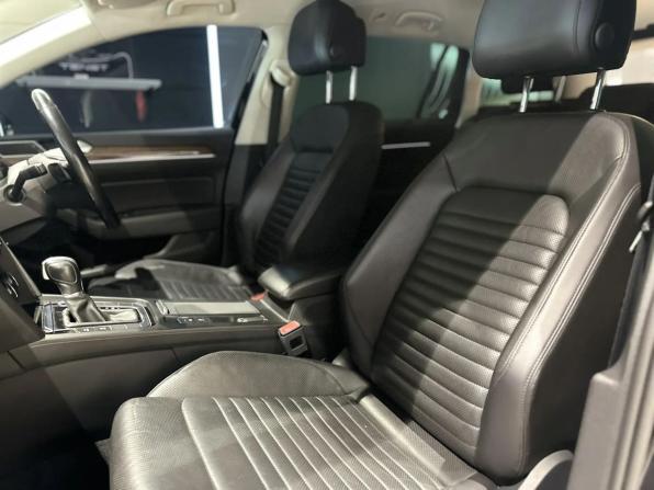 Volkswagen Passat B8 с пробегом 2015 года, цена 1 650 000 рублей, 96000 км, универсал, Автокод Объявления