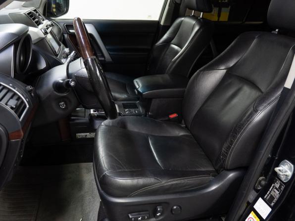 Toyota Land Cruiser Prado 150 Series Рестайлинг 1 с пробегом 2014 года, цена 2 990 000 рублей, 256795 км, внедорожник, Автокод Объявления