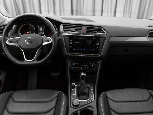 Volkswagen Tiguan II Рестайлинг с пробегом 2021 года, цена 3 550 000 рублей, 37816 км, внедорожник, Автокод Объявления