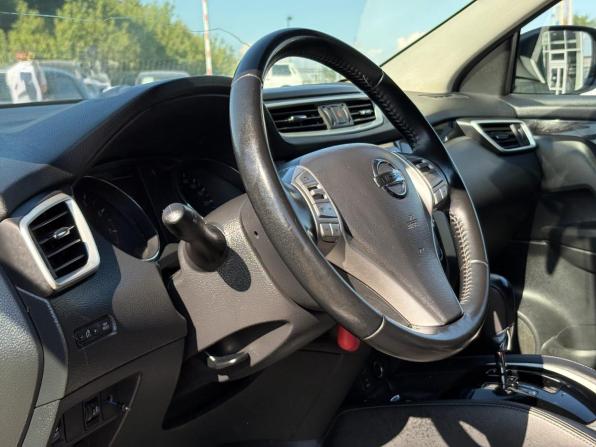 Nissan Qashqai II с пробегом 2017 года, цена 1 634 000 рублей, 121700 км, внедорожник, Автокод Объявления
