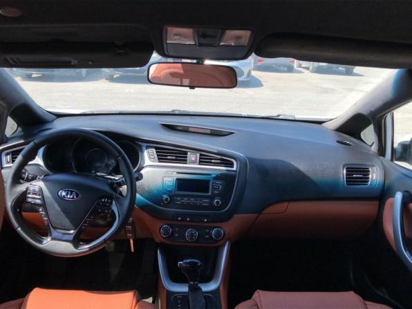 Kia Ceed II Рестайлинг с пробегом 2016 года, цена 1 299 000 рублей, 245439 км, хэтчбек, Автокод Объявления