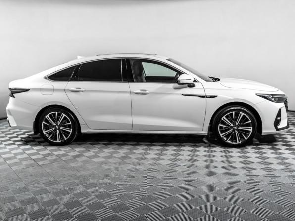 Chery Arrizo 8 с пробегом 2023 года, цена 2 375 000 рублей, 28149 км, седан, Автокод Объявления