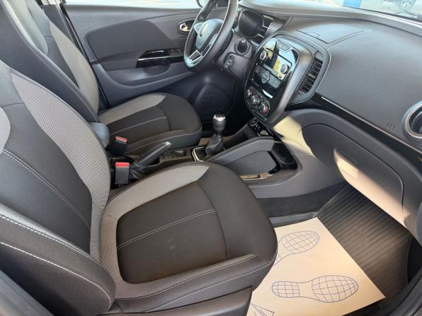 Renault Kaptur I Рестайлинг с пробегом 2022 года, цена 1 660 000 рублей, 32786 км, внедорожник, Автокод Объявления