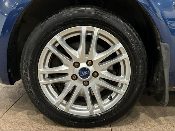 Ford C-MAX I Рестайлинг с пробегом 2008 года, цена 459 000 рублей, 238041 км, минивэн, Автокод Объявления