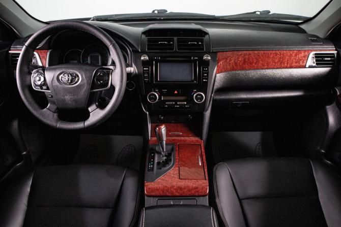 Toyota Camry VII (XV50) с пробегом 2012 года, цена 1 699 000 рублей, 182400 км, седан, Автокод Объявления