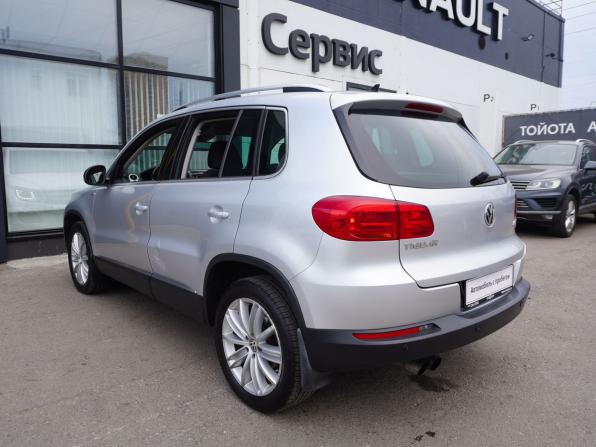 Volkswagen Tiguan I Рестайлинг с пробегом 2013 года, цена 1 200 000 рублей, 242116 км, внедорожник, Автокод Объявления