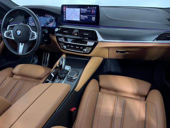 BMW 5 серии VII (G30/G31/G38) Рестайлинг с пробегом 2022 года, цена 4 999 000 рублей, 51744 км, седан, Автокод Объявления