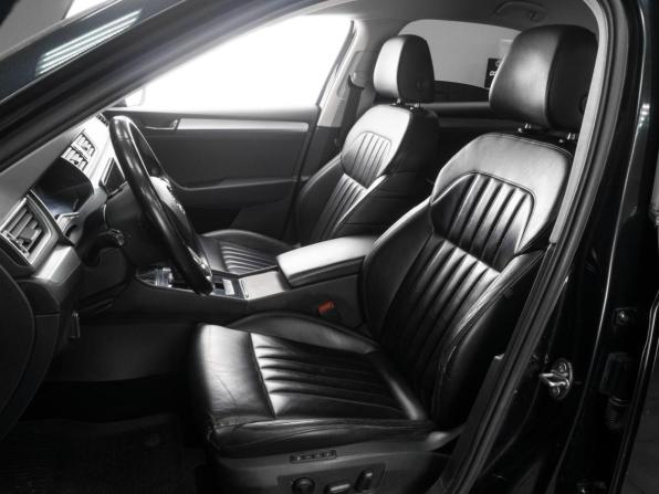 Skoda Superb III с пробегом 2018 года, цена 2 299 000 рублей, 232971 км, лифтбек, Автокод Объявления