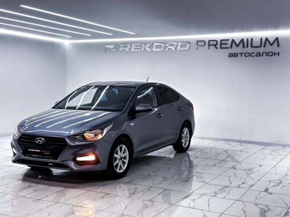Hyundai Solaris II с пробегом 2018 года, цена 1 349 000 рублей, 176000 км, седан, Автокод Объявления