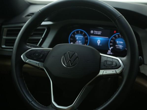 Volkswagen Atlas I Рестайлинг 2 с пробегом 2024 года, цена 4 700 000 рублей, 23700 км, внедорожник, Автокод Объявления