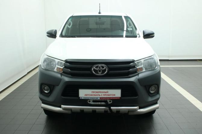 Toyota Hilux VIII с пробегом 2019 года, цена 4 500 000 рублей, 168120 км, пикап, Автокод Объявления