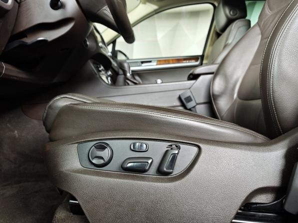 Volkswagen Touareg II с пробегом 2014 года, цена 2 743 000 рублей, 98150 км, внедорожник, Автокод Объявления