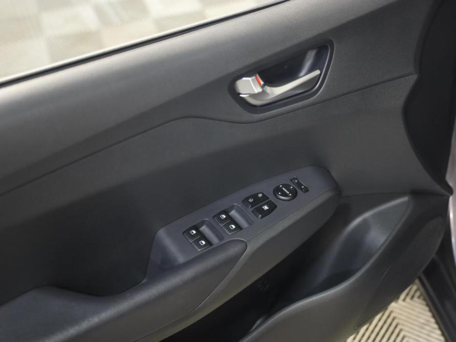 Hyundai Solaris II Рестайлинг Санкт-Петербург  - изображение 12