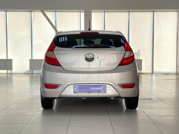 Hyundai Solaris I с пробегом 2011 года, цена 790 000 рублей, 163320 км, хэтчбек, Автокод Объявления