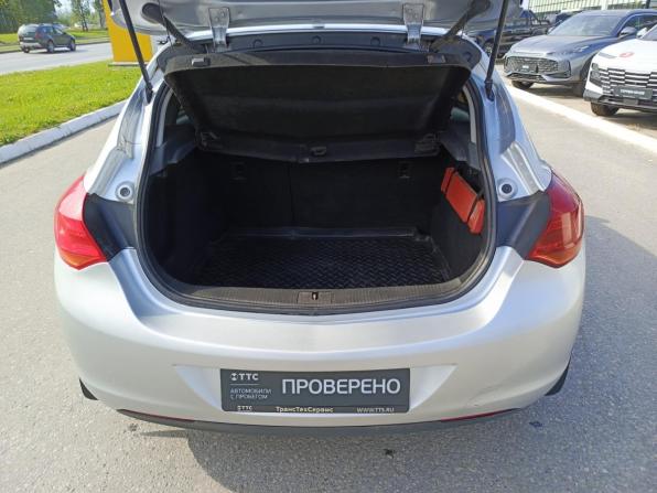 Opel Astra J с пробегом 2012 года, цена 436 000 рублей, 182117 км, хэтчбек, Автокод Объявления