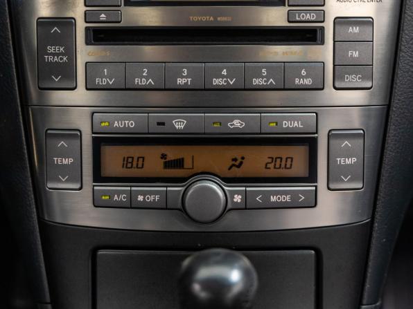 Toyota Avensis II Рестайлинг с пробегом 2006 года, цена 1 038 000 рублей, 196784 км, седан, Автокод Объявления