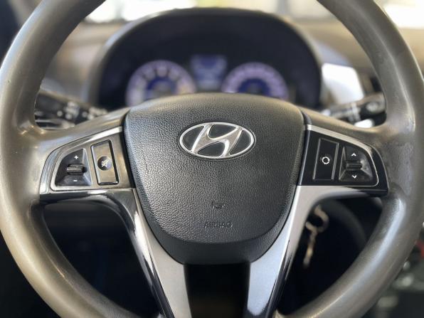 Hyundai Solaris I с пробегом 2013 года, цена 605 000 рублей, 205167 км, седан, Автокод Объявления
