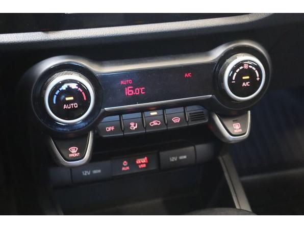 Kia Rio IV с пробегом 2018 года, цена 1 358 000 рублей, 105874 км, хэтчбек, Автокод Объявления