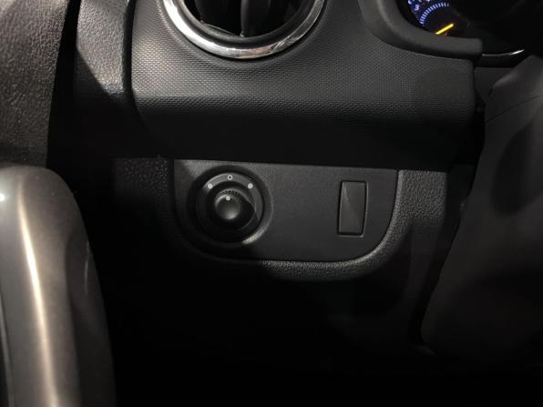 Renault Sandero II с пробегом 2015 года, цена 835 000 рублей, 136523 км, хэтчбек, Автокод Объявления