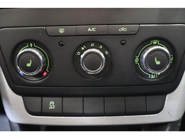 Skoda Yeti I Рестайлинг с пробегом 2014 года, цена 1 179 000 рублей, 163600 км, внедорожник, Автокод Объявления