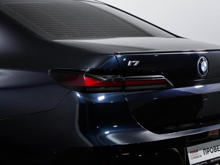 BMW i7 Москва  - изображение 17